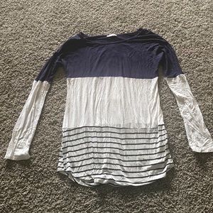 Pink Lily Long Sleeve Top Size Medium